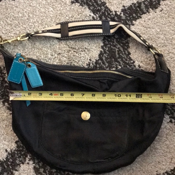 Authentic Coach Hobo - Picture 2 of 6